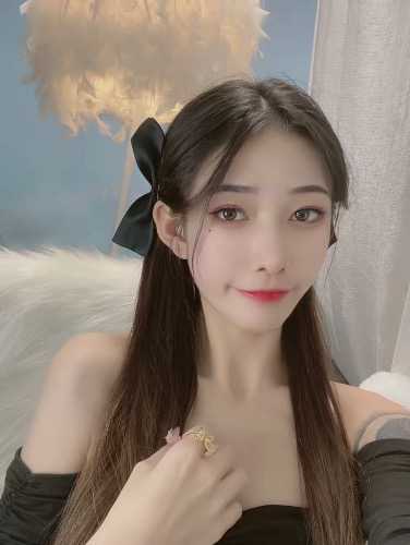 初次下水的颜控轻熟女神，气质勾人会玩风骚，服务开放全面